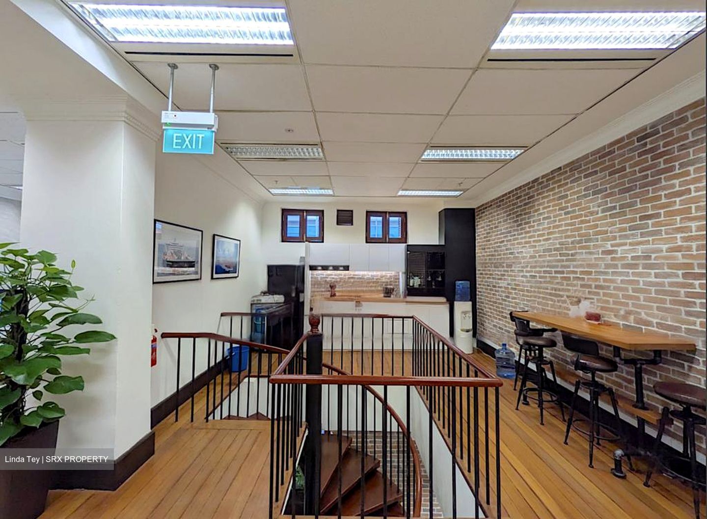Uob Plaza (D1), Office #616382281